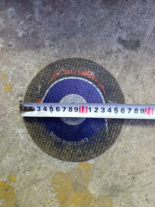 Отрезной  диск .