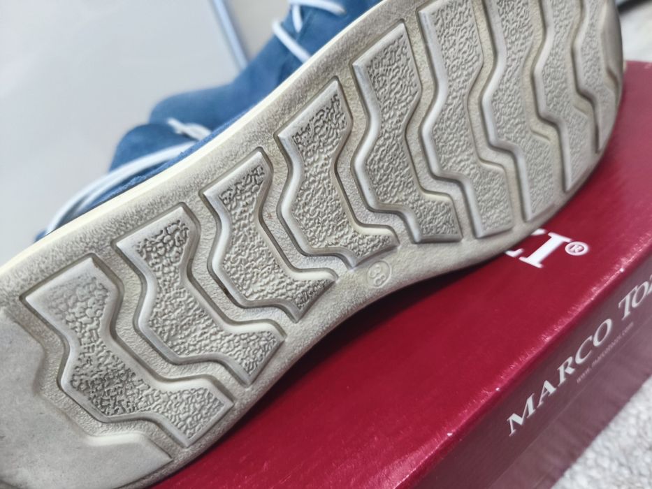 Боти от естествен велур Marco Tozzi