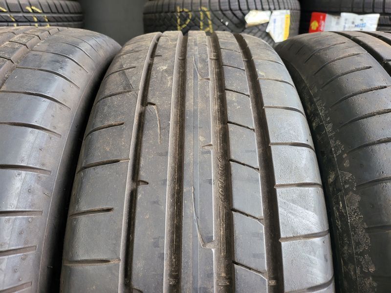 235/60/18 DUNLOP 4бр