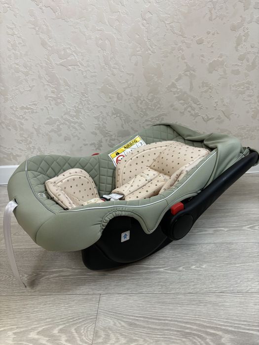 Продам детскую автолюльку