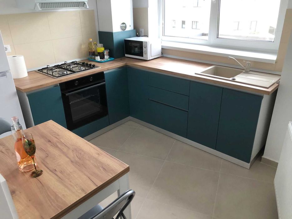 (FARA ESCORTE} Cazare Brasov Garsoniera  regim hotelier Coresi mall