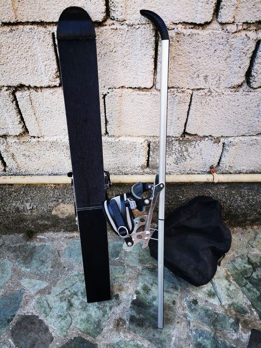 Vând schiuri tura pliabile cu legături pt bocanci