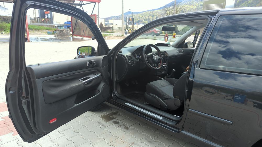 Vând Golf Mk4 cu apucături de GTI pe steroizi !