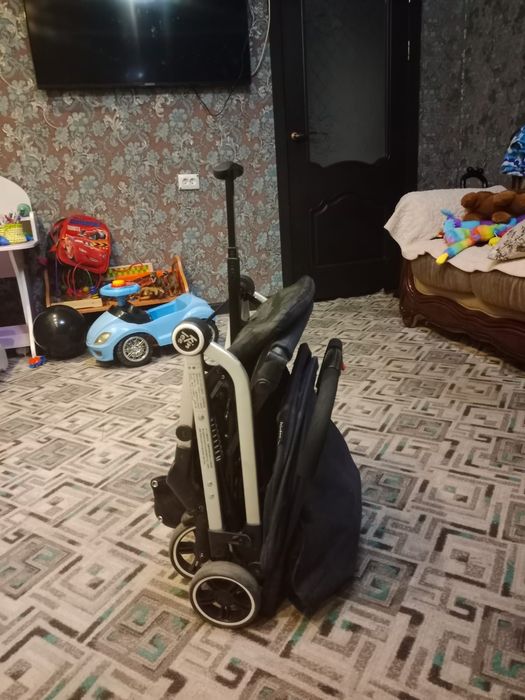 Продам детскую коляску