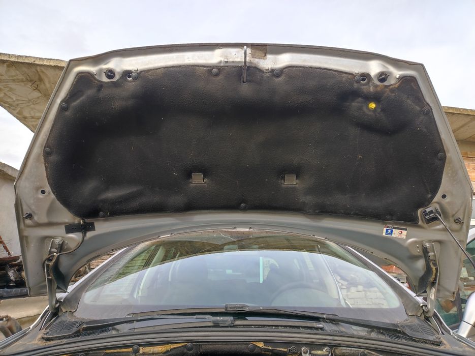 Преден капак за Пежо-308