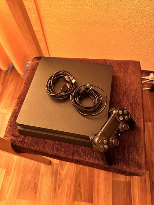 PS4 Playstation 4 с игри PES Fortnite