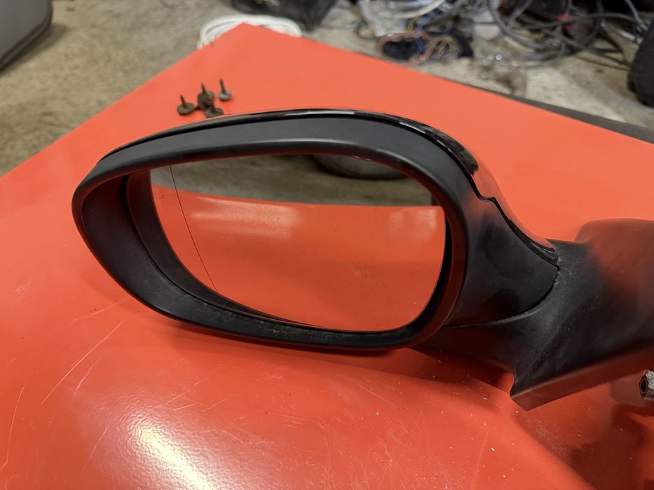 Огледала за BMW e90 e91 facelift 2010 година