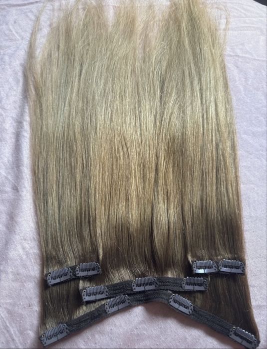 Russian hair clip on