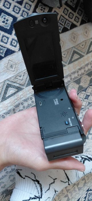 Видеокамера Sony с проектором