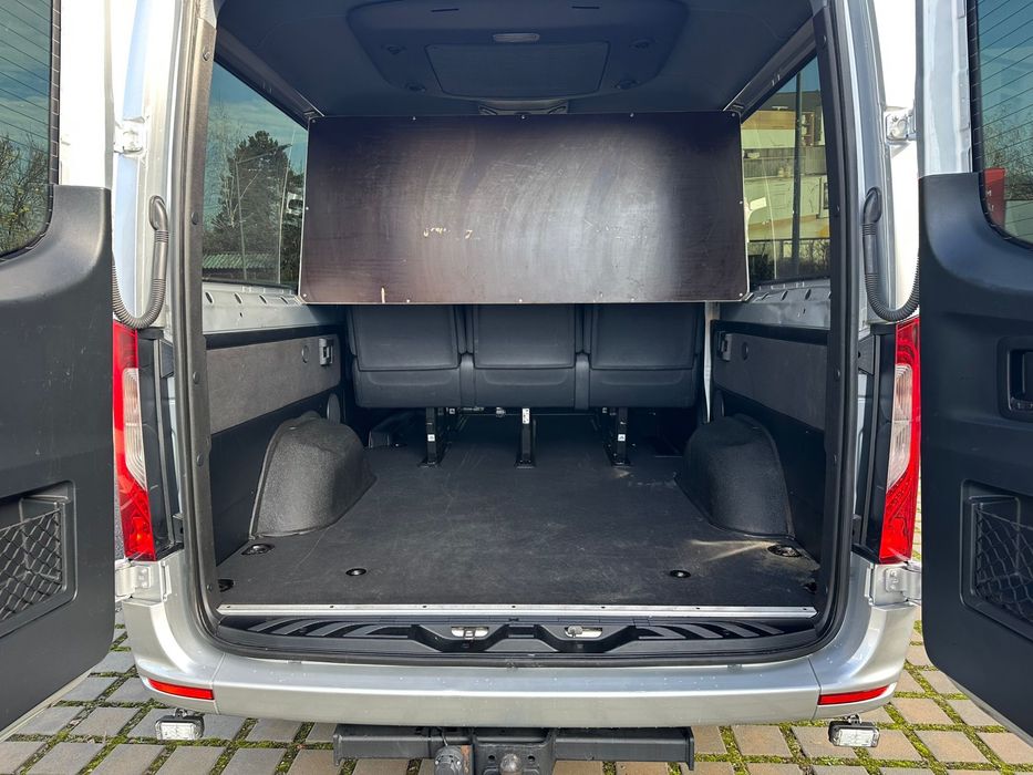 Mercedes Sprinter Tourer 319cdi 8+1 locuri 2022. Led 2.0cdi 190cp 9vit