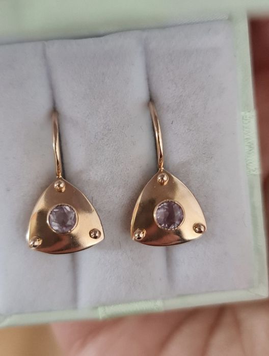 Золотые серьги 583 пробы с александритом