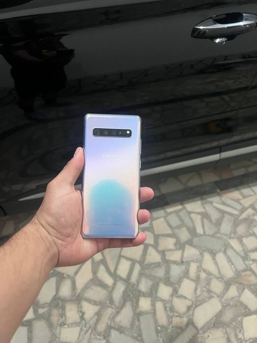Samsung S10 xolati yaxshi