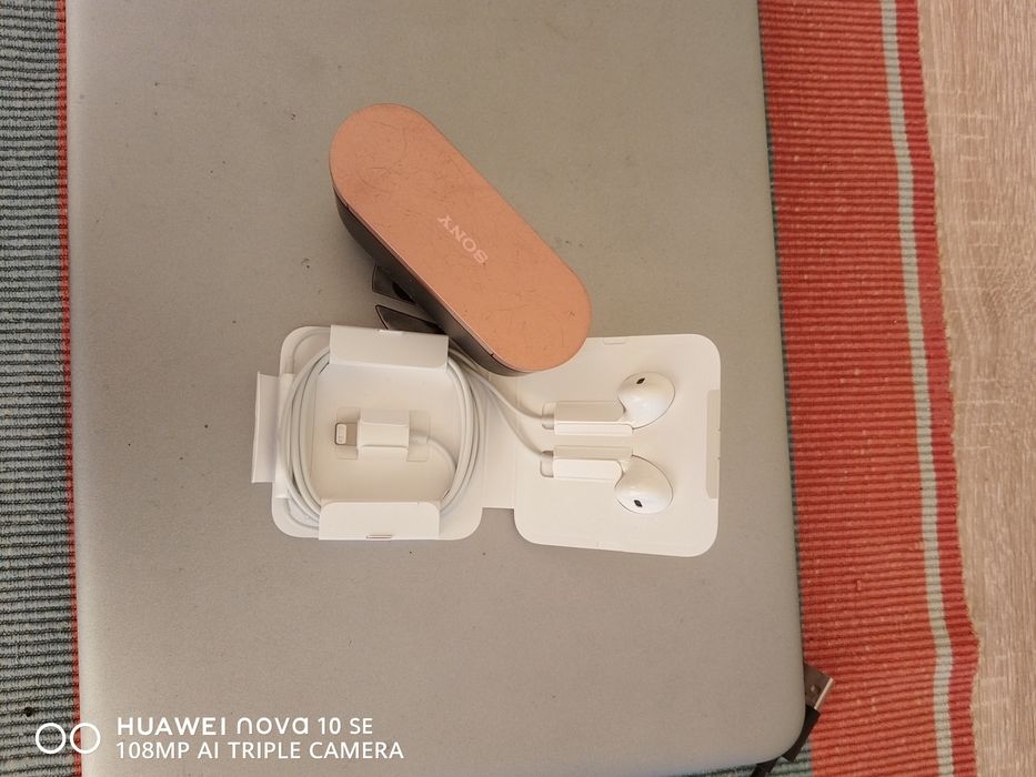 Безжични слушалки Сони