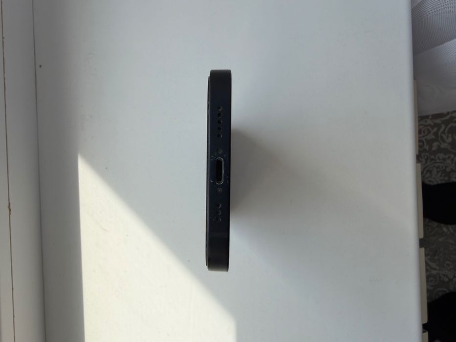 iPhone 12, 128 ГБ. 77%АКБ