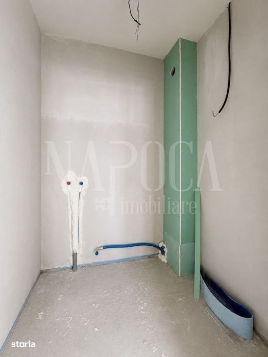 Apartament 3 camere de vanzare in Floresti