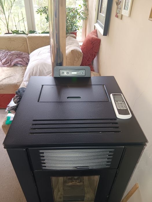 Пелетна камина ARTEL