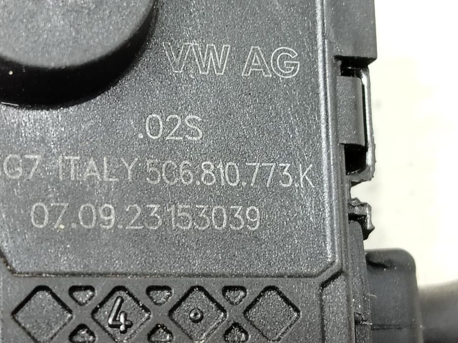 Motoras usita rezervor 5c6810773k Volkswagen VW Golf 7 [2012 - 2017]