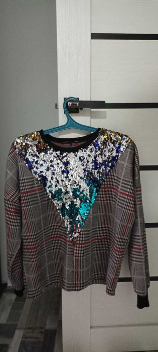 Продам женскую одежду