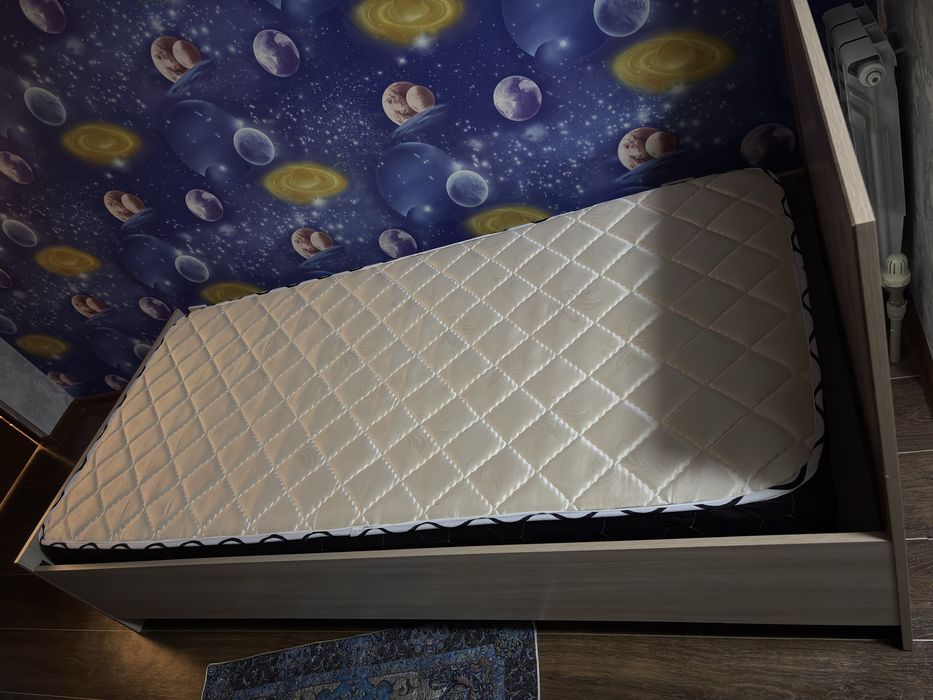 Продам кровать бу