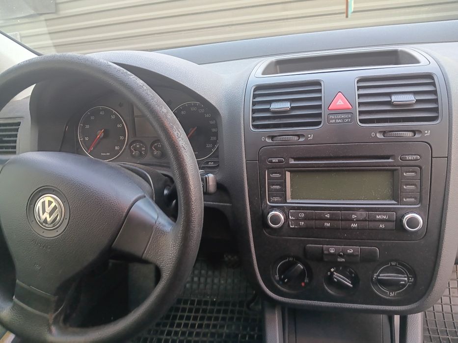 VOLKSWAGEN Golf 2005 — imagine 4