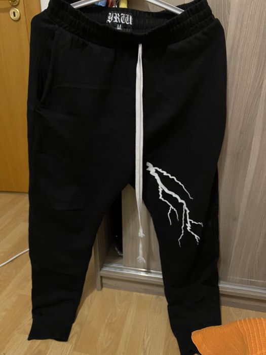 Pantaloni lungi YRW (Young Rich White)