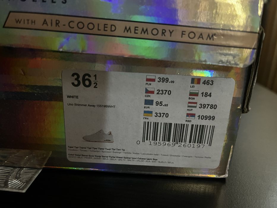 Сникърси Skechers Uno Shimmer Away бели