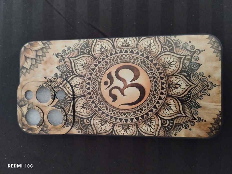 Продавам калъфи за Iphone 15 pro max