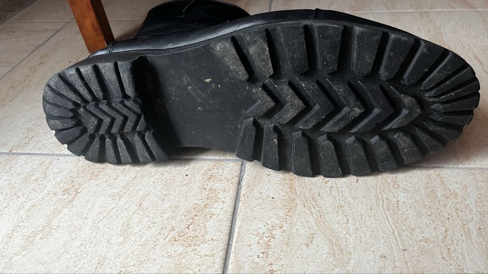 Ботинки эко кожа размер 42