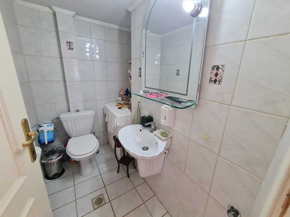 ПРОДАВА се самостоятелна къща 270 кв.м. във Вирона Кавала (код 4380)