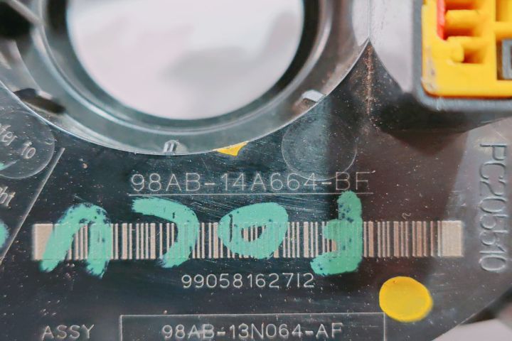 Spira Volan  98AB13N064AF Ford Focus prima generatie