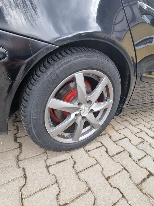 Vând Mercedes 2.7 motorină manuală