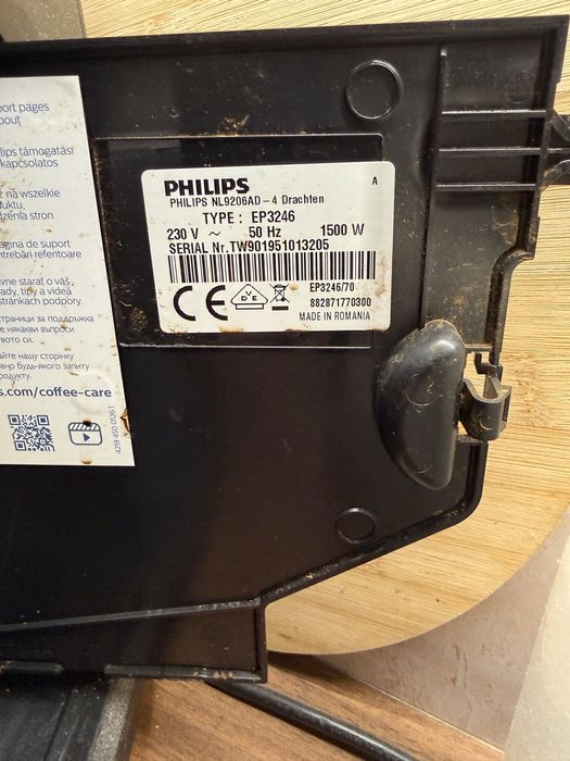 Espressor automat Philips 3200 LatteGo EP3246