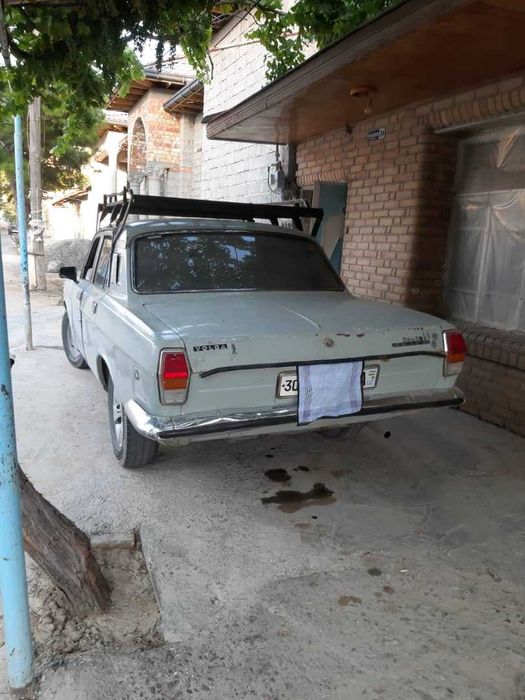 Волга мошинаси сотилади