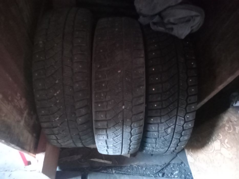 Резина на машину