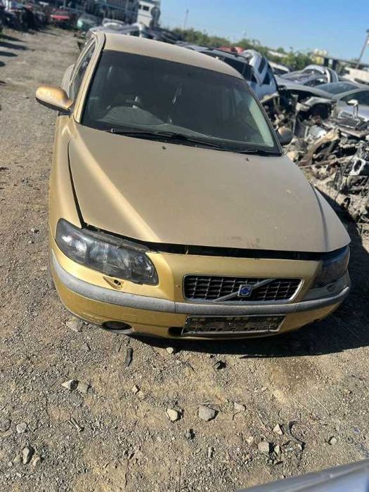 Dezmembrez Volvo S60 2.0T BENZINA 2003 manual B5204T5