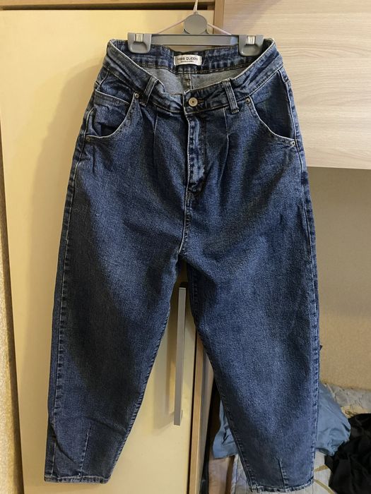 Джинсы, штаны и прочее.