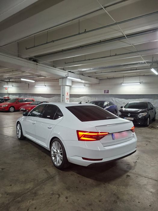 Vând Skoda Superb 2.0d 4x4 190cp euro 6 Automata