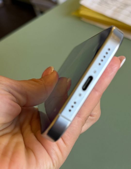 iPhone 16 pro 128