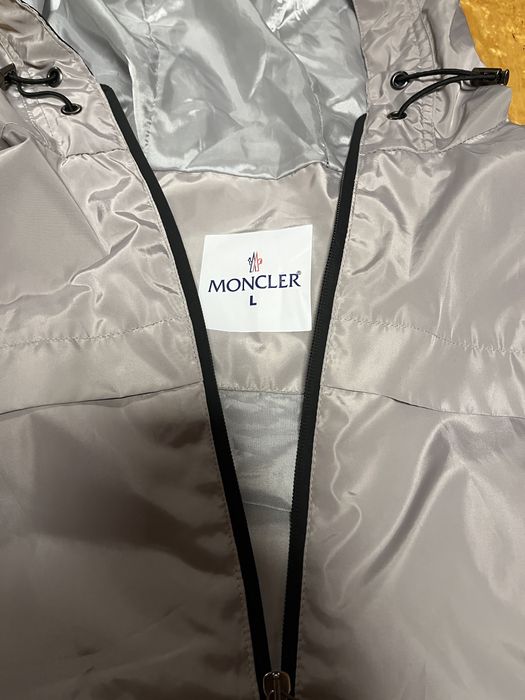 Ветровка Moncler