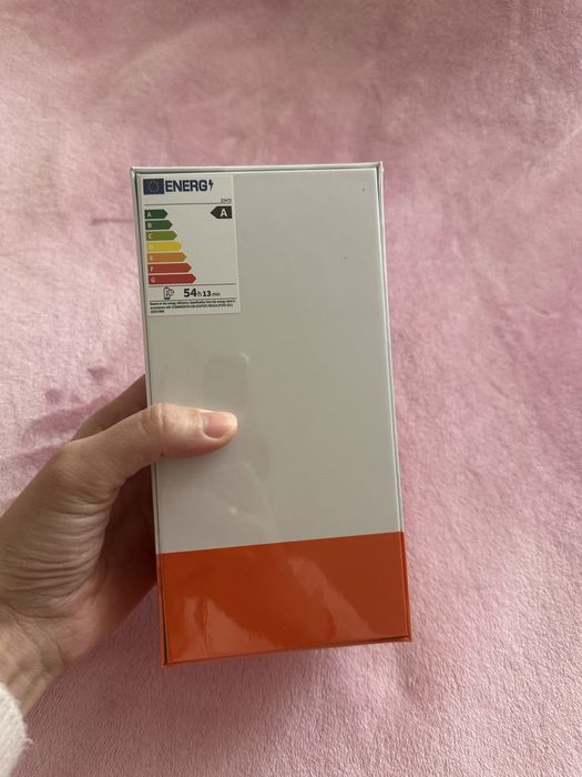 Продам новый телефон