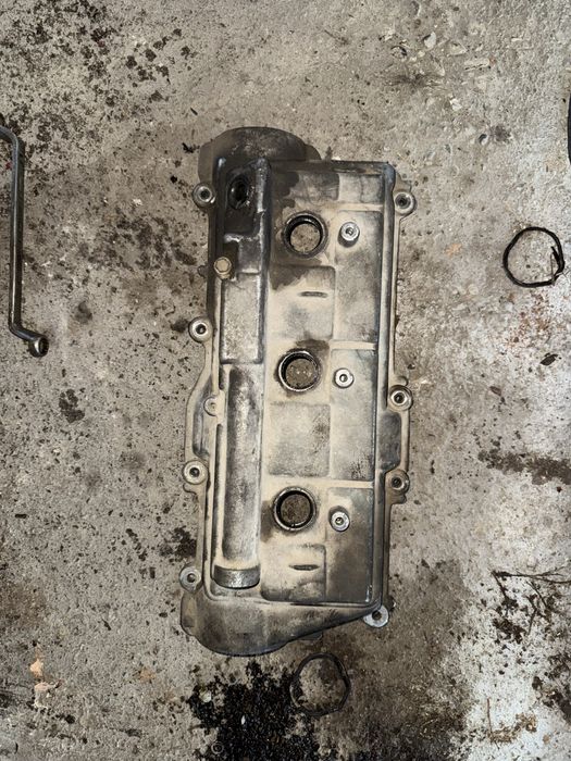 Клапанная крышка 5VZ FE TOYOTA