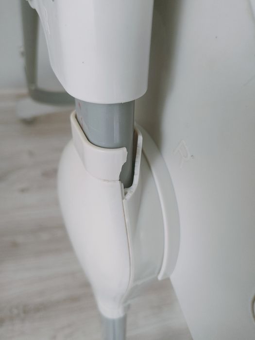 Продам столик для кормления