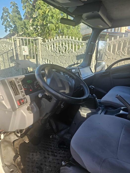 Пътна помощ Isuzu 32000EU