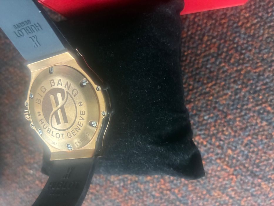 Чисто нов дамски часовник