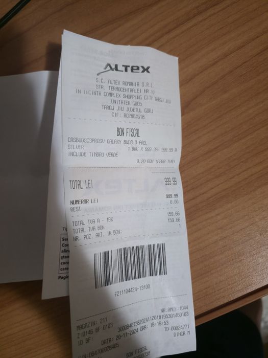 Vând Buds 3 Pro putin utilizate