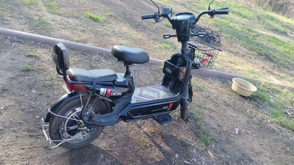 Сатылады. жүріп тұр