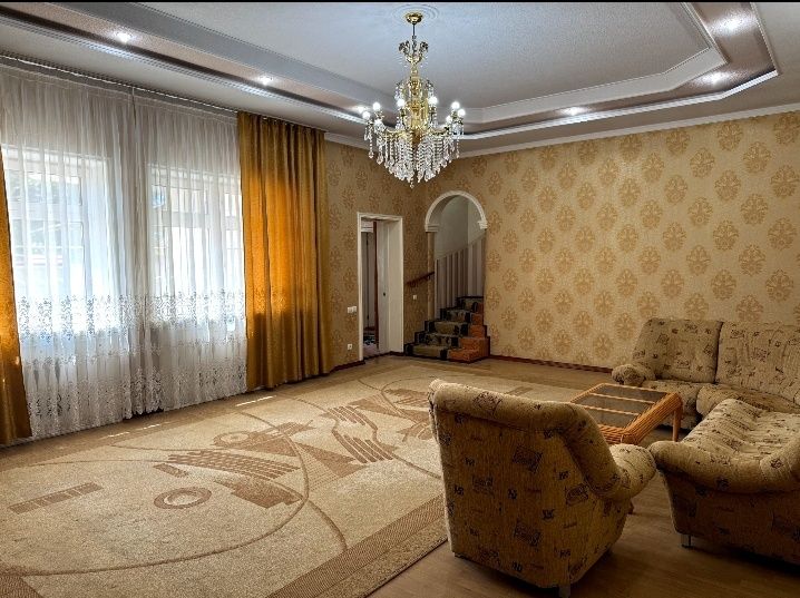 М.Улугбек ИНХА Дом аренда 8 ком