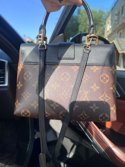 Продаю сумочку  LOUIS VUITTON оригинал