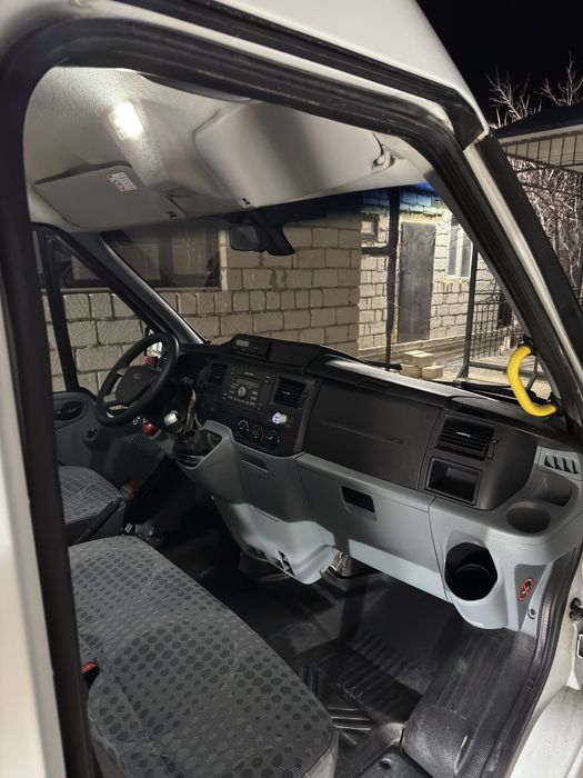 Ford Transit 2.4 дизель