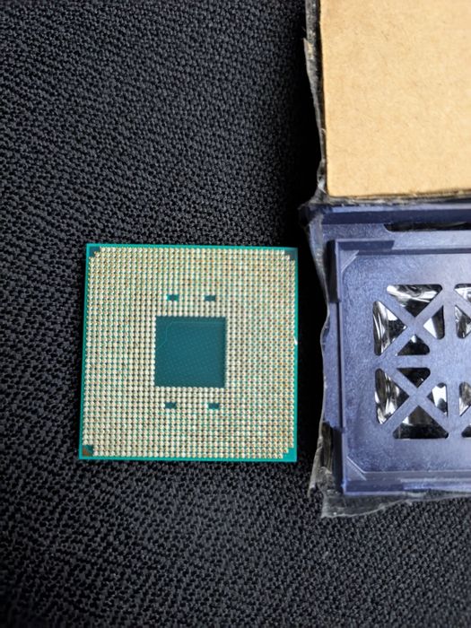 Процесор AMD Ryzen 5 1600af